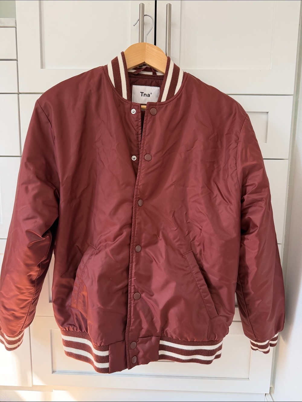 Aritzia TNA Burgundy Bomber Jacket - Small